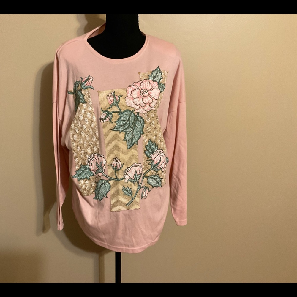 Sassy Sports Pink lightweight sweater size Medium